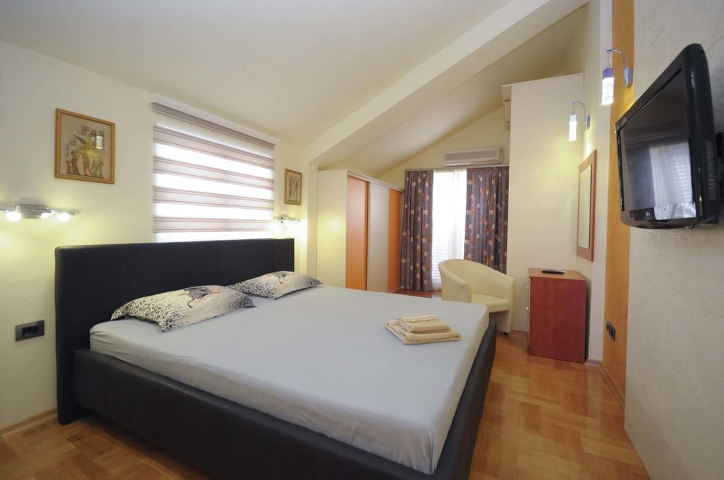 Villa Dragana Budva Oda fotoğraf